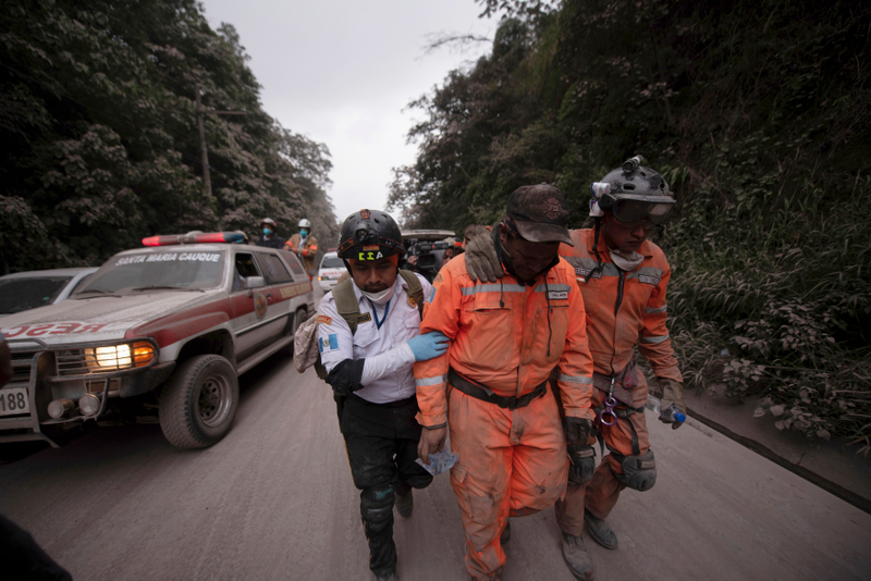 Illustration for article titled La violenta erupción del volcán de Fuego en Guatemala, en imágenes y vídeos
